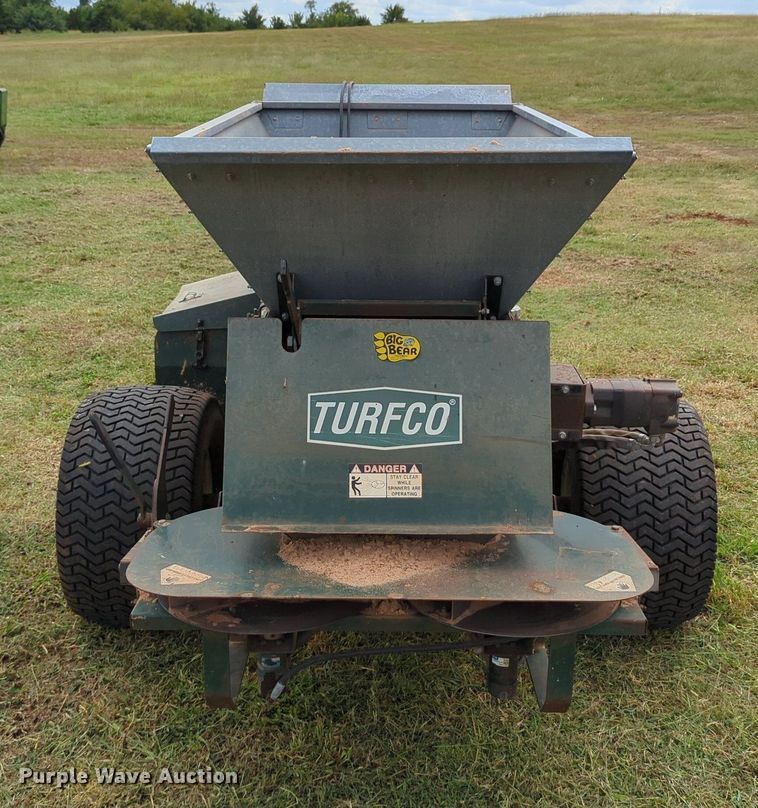 image for item LY9401 Turfco SP-1530  top dresser