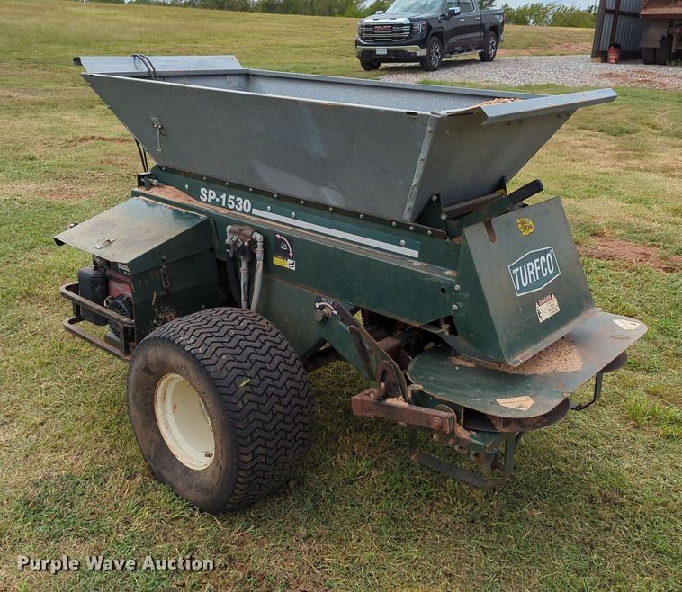 image for item LY9401 Turfco SP-1530  top dresser