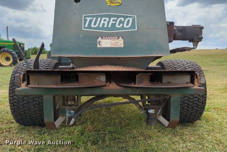 image for item LY9401 Turfco SP-1530  top dresser