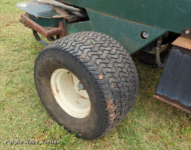 image for item LY9401 Turfco SP-1530  top dresser