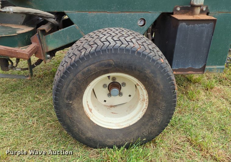 image for item LY9401 Turfco SP-1530  top dresser