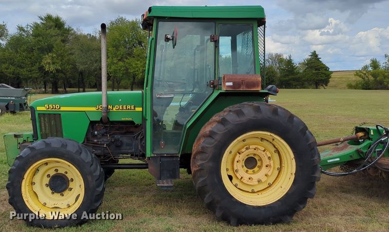 image for item LY9404 1998 John Deere 5510  MFWD tractor