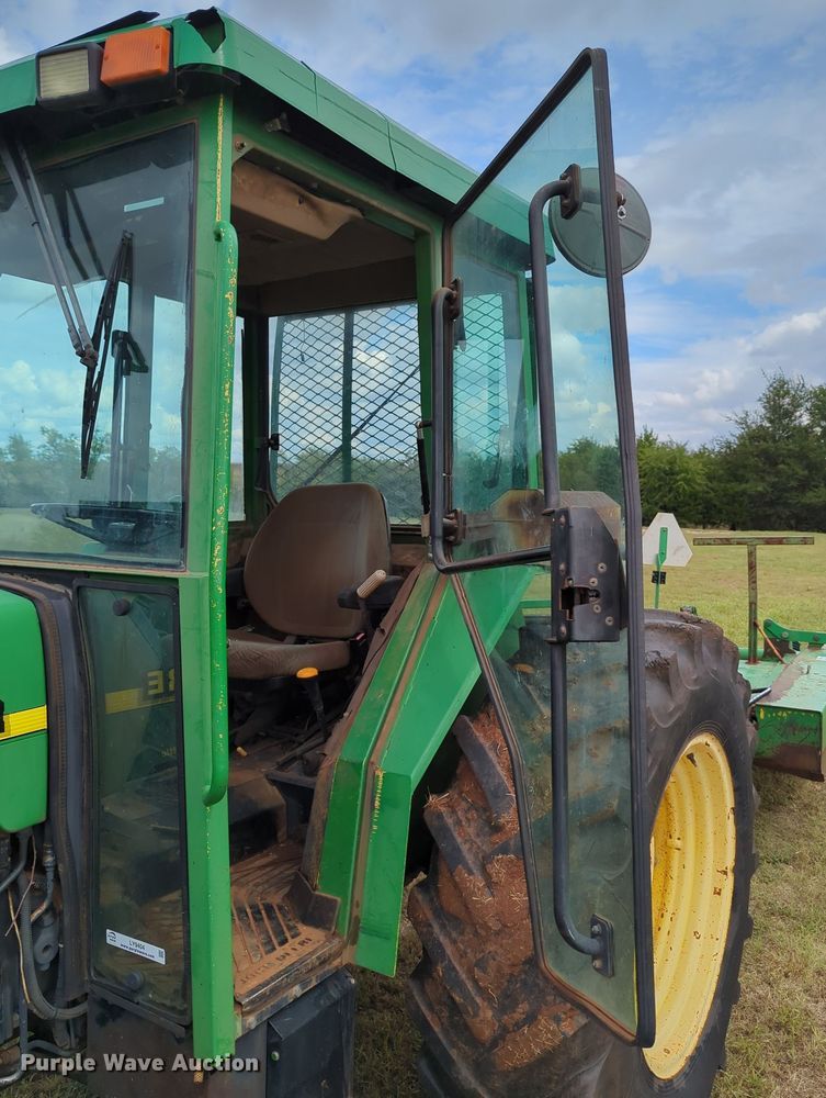 image for item LY9404 1998 John Deere 5510  MFWD tractor