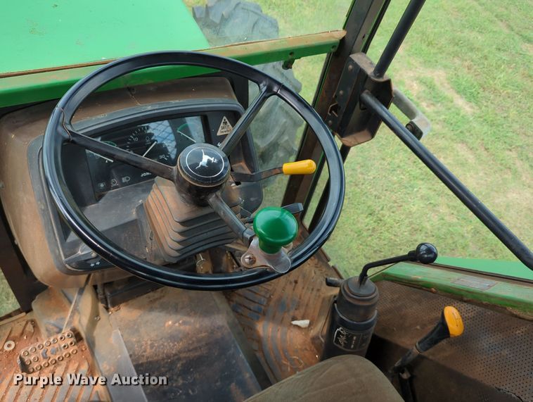 image for item LY9404 1998 John Deere 5510  MFWD tractor