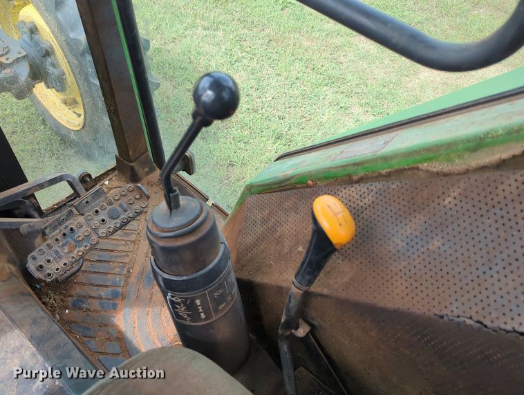 image for item LY9404 1998 John Deere 5510  MFWD tractor