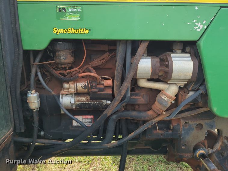 image for item LY9404 1998 John Deere 5510  MFWD tractor