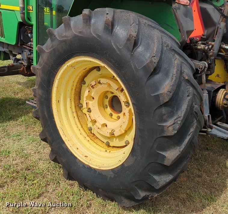 image for item LY9404 1998 John Deere 5510  MFWD tractor