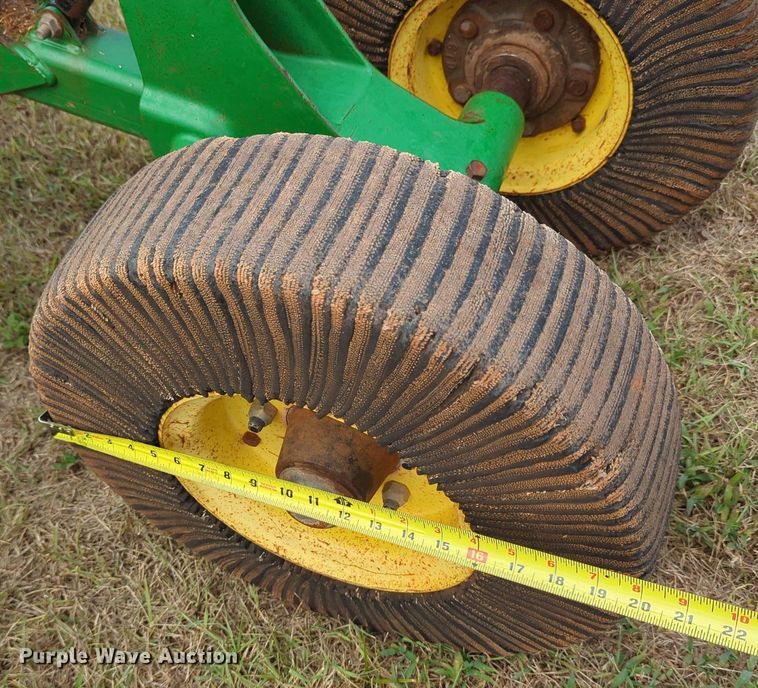 image for item LY9405 John Deere CX15  batwing rotary mower