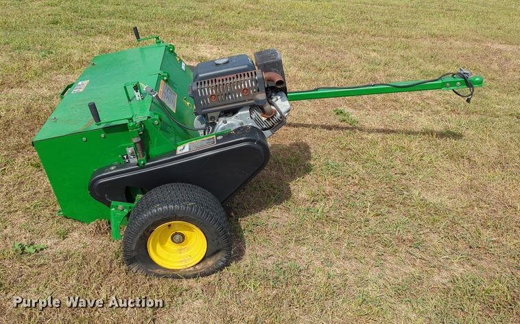 image for item LY9406 John Deere CP48  core pulverizer