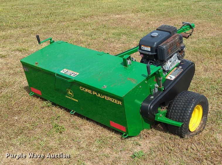 image for item LY9406 John Deere CP48  core pulverizer