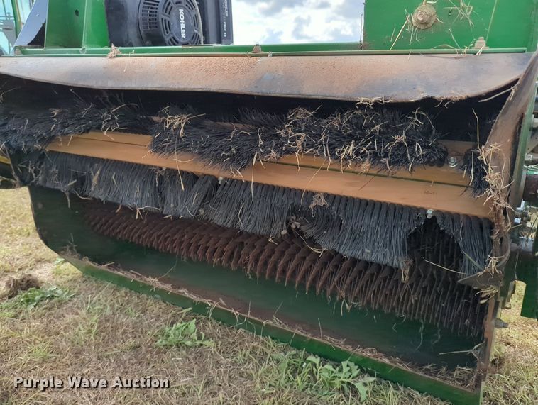 image for item LY9406 John Deere CP48  core pulverizer
