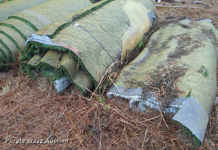 image for item LY9407 (7) rolls of artificial turf