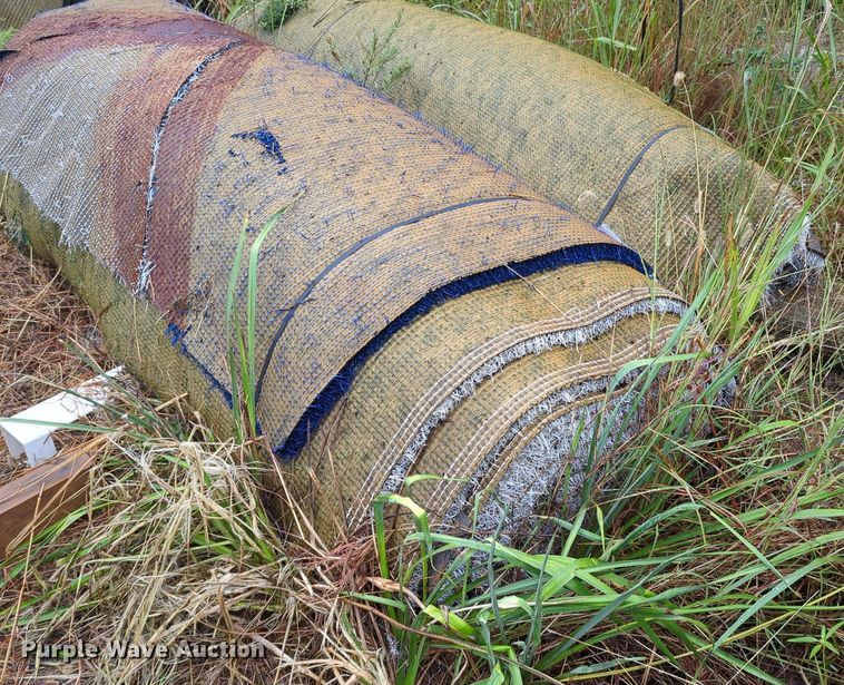 image for item LY9407 (7) rolls of artificial turf