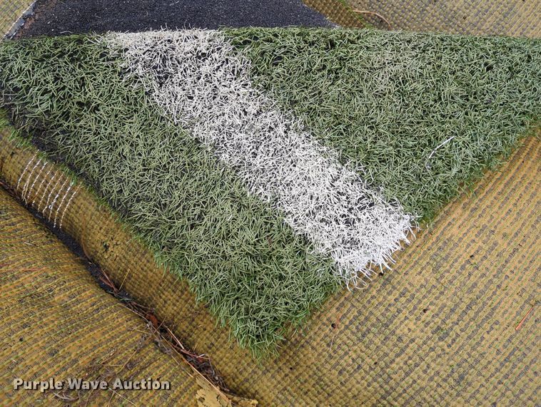 image for item LY9407 (7) rolls of artificial turf