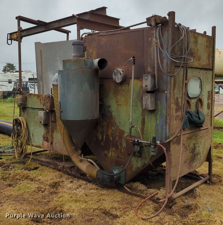 image for item LY9408 Wheelabrator Liquamatte  media sand blasting cabinet