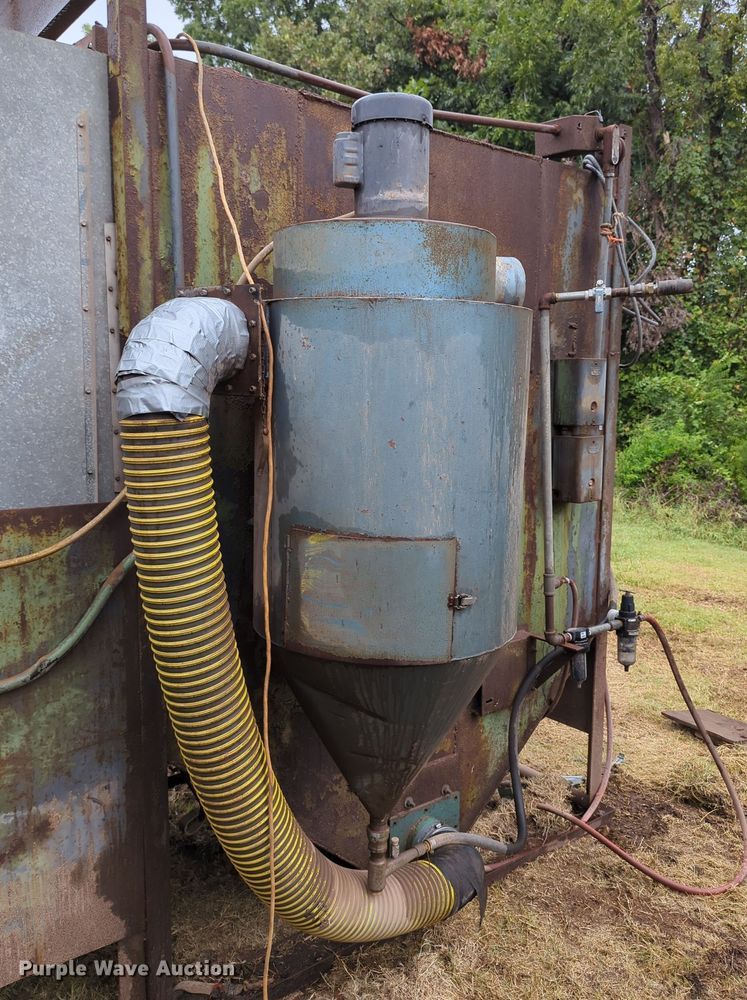 image for item LY9408 Wheelabrator Liquamatte  media sand blasting cabinet