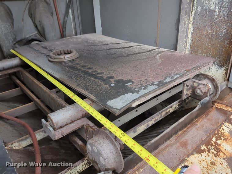 image for item LY9408 Wheelabrator Liquamatte  media sand blasting cabinet