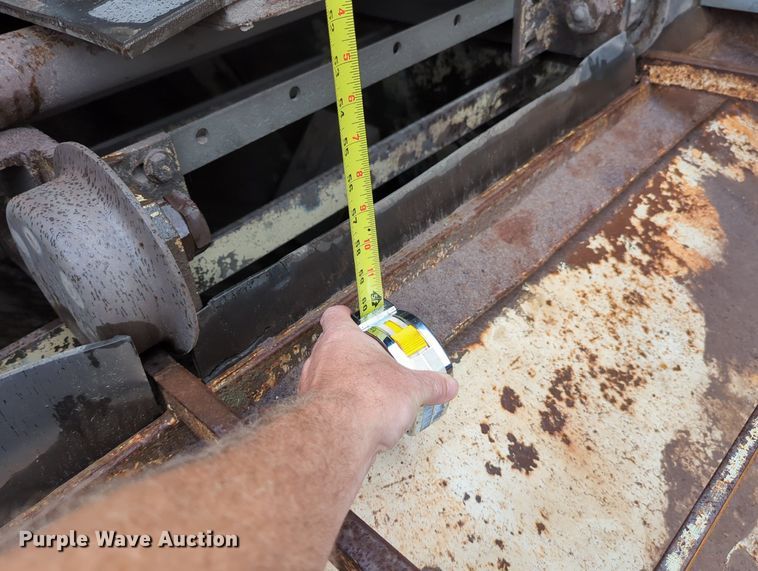 image for item LY9408 Wheelabrator Liquamatte  media sand blasting cabinet