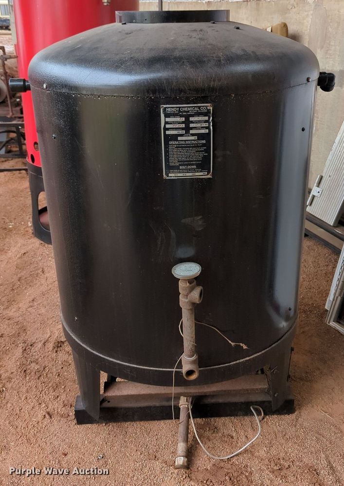 image for item LY9417 (2) Hendy HWH1500 steam pressure heaters