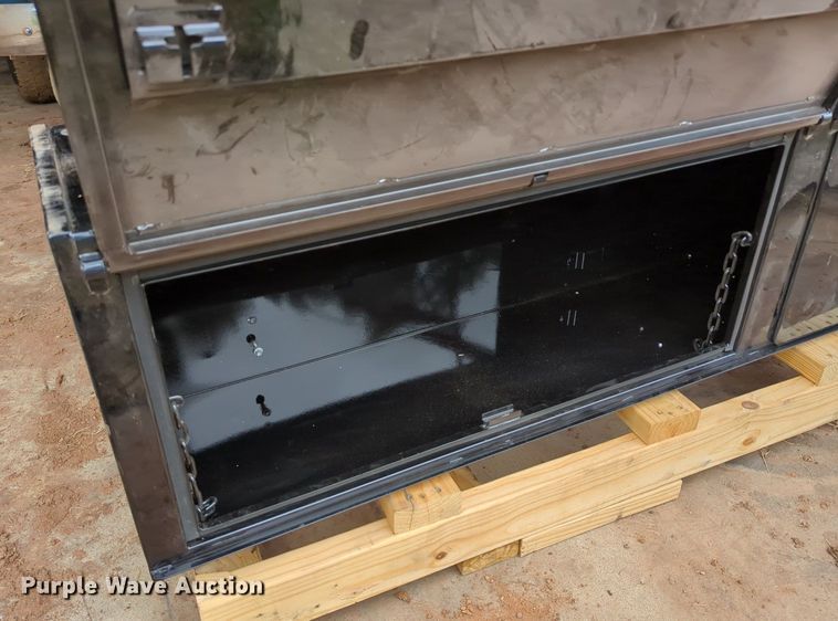 image for item LY9420 (2) toolboxes