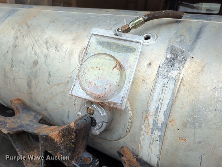 image for item LY9420 (2) toolboxes