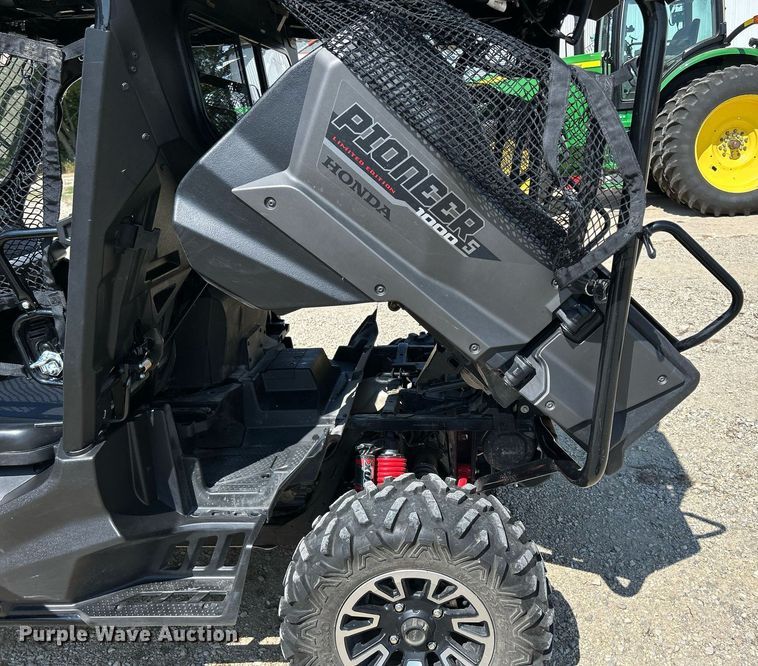 image for item MD9020 2017 Honda Pioneer 1000-5  utility vehicle