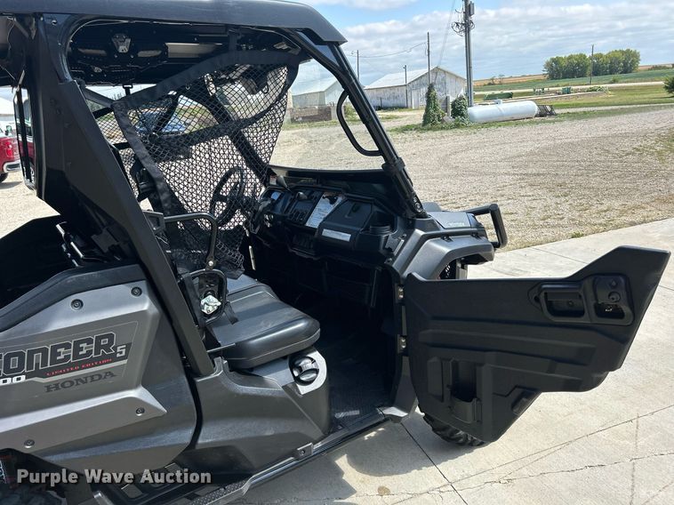 image for item MD9020 2017 Honda Pioneer 1000-5  utility vehicle