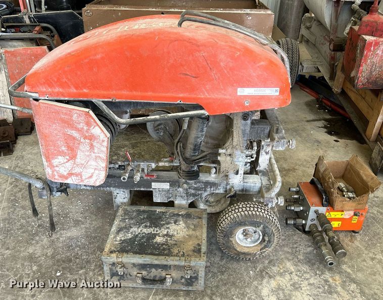 image for item MD9025 Husqvarna CS2512  wire saw