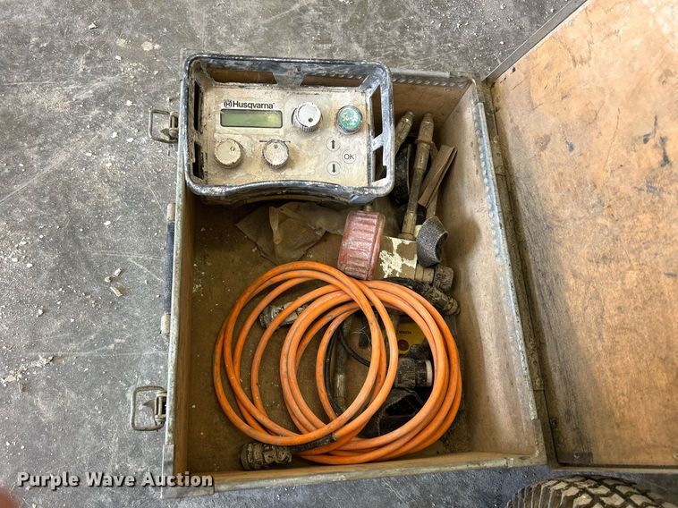 image for item MD9025 Husqvarna CS2512  wire saw