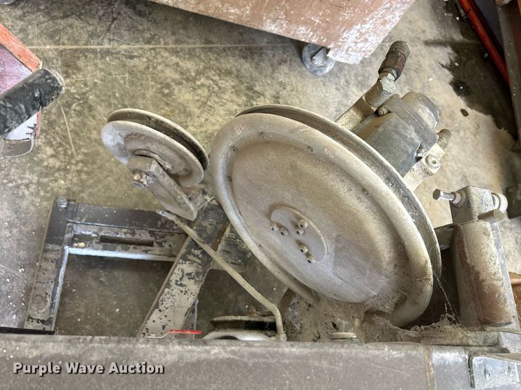 image for item MD9025 Husqvarna CS2512  wire saw