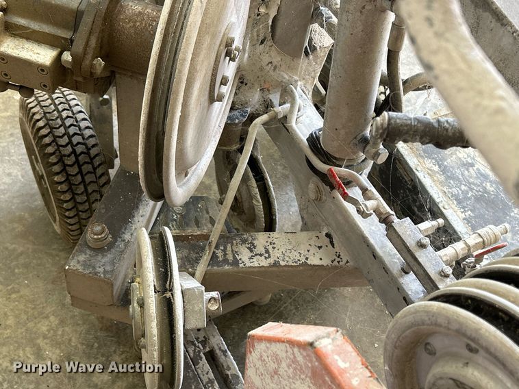 image for item MD9025 Husqvarna CS2512  wire saw