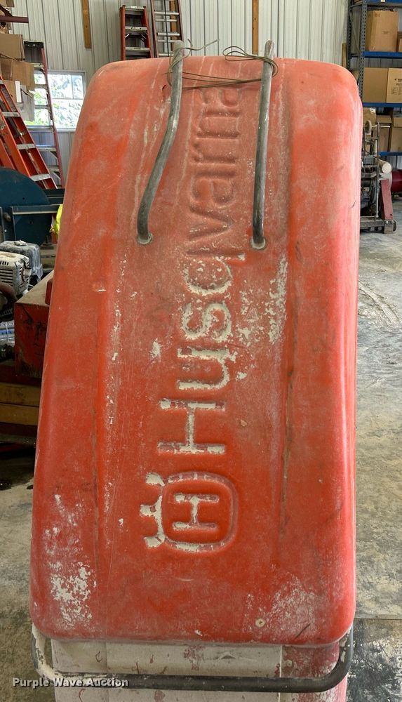 image for item MD9025 Husqvarna CS2512  wire saw