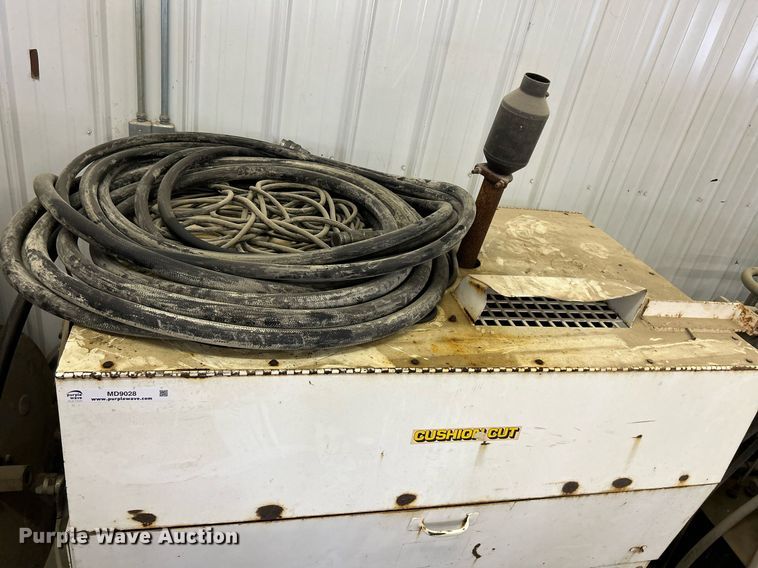 image for item MD9028 Cushion Cut 2525  hydraulic pump