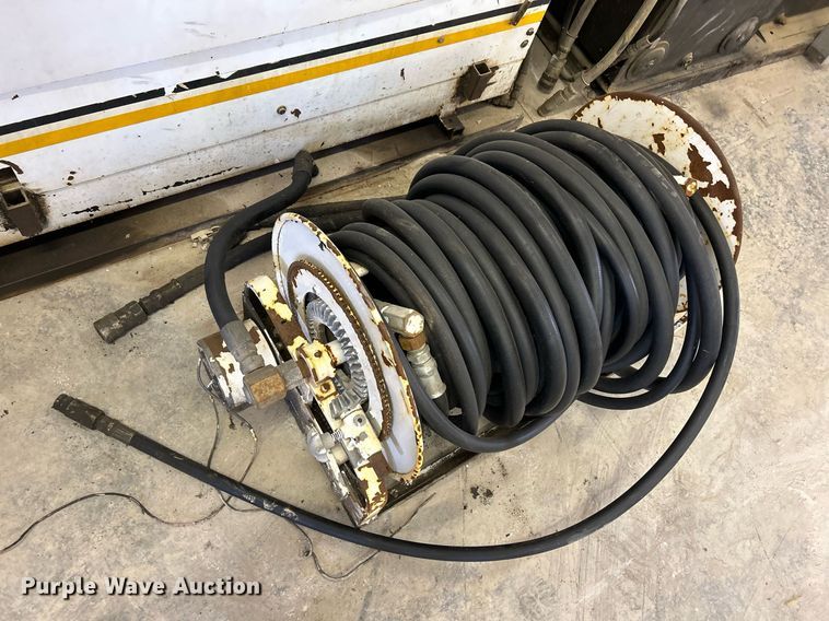 image for item MD9028 Cushion Cut 2525  hydraulic pump