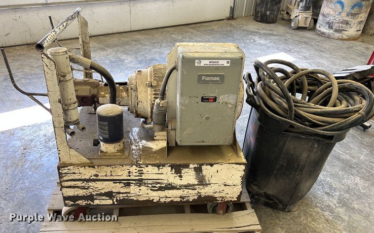 image for item MD9030 Diamond Products CB30E  hydraulic pump