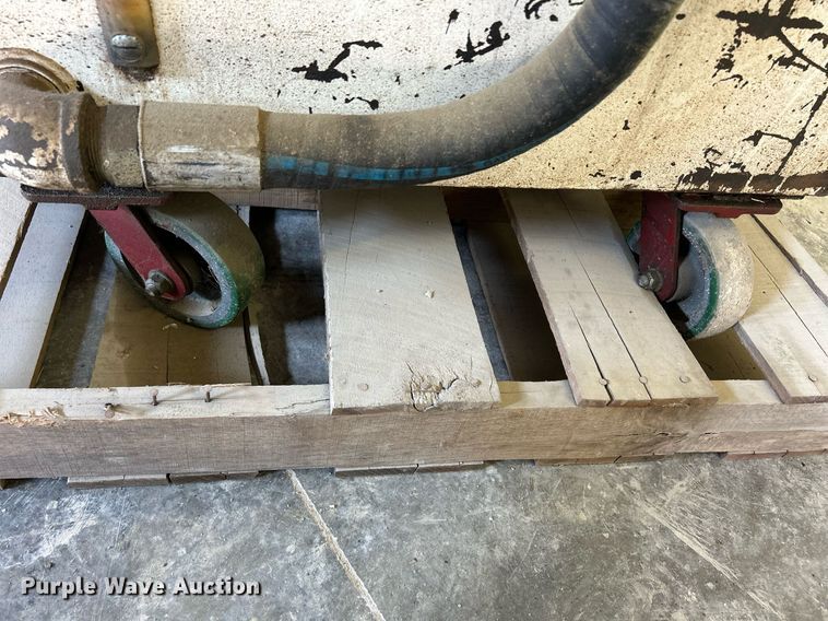 image for item MD9030 Diamond Products CB30E  hydraulic pump