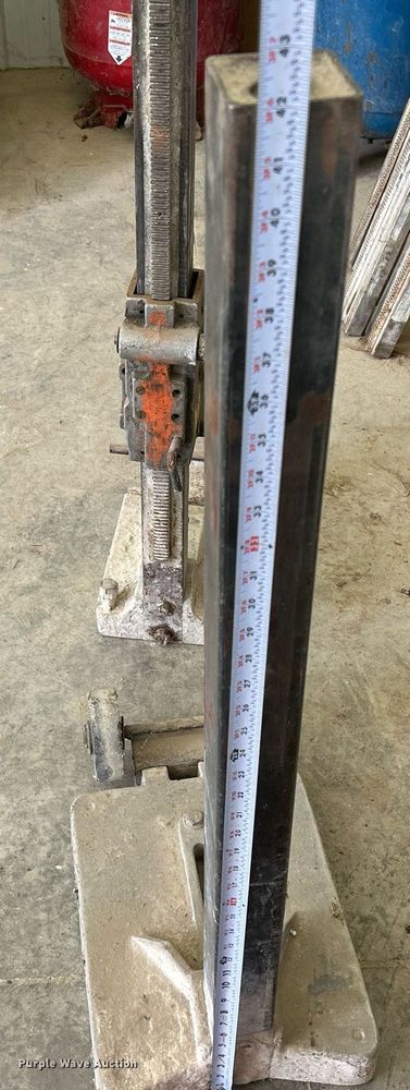 image for item MD9032 Concrete equipment