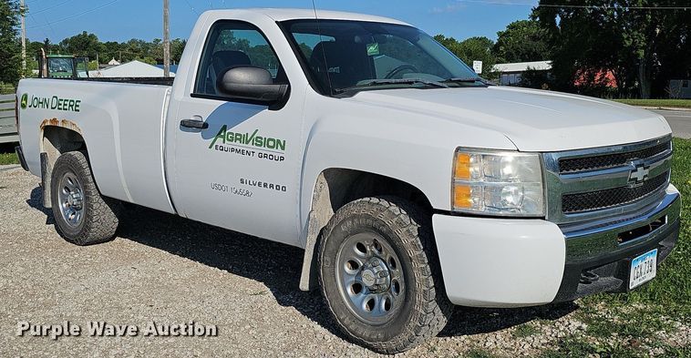 image for item MD9894 2011  Chevrolet Silverado 1500  pickup truck