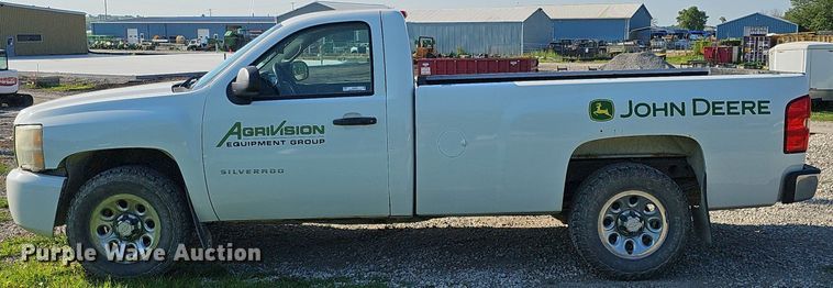 image for item MD9894 2011  Chevrolet Silverado 1500  pickup truck