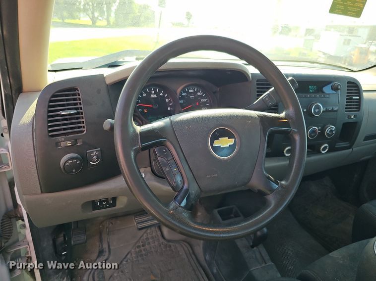 image for item MD9894 2011  Chevrolet Silverado 1500  pickup truck