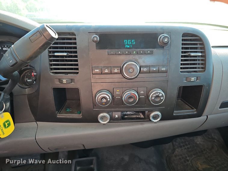 image for item MD9894 2011  Chevrolet Silverado 1500  pickup truck