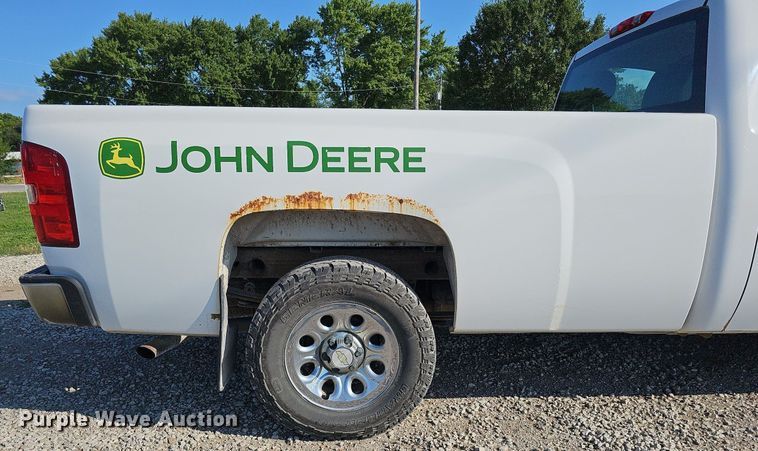 image for item MD9894 2011  Chevrolet Silverado 1500  pickup truck