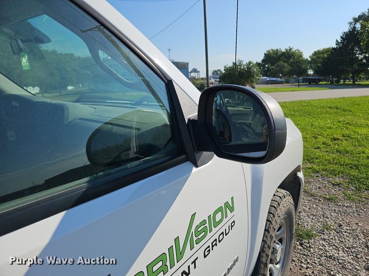 image for item MD9894 2011  Chevrolet Silverado 1500  pickup truck