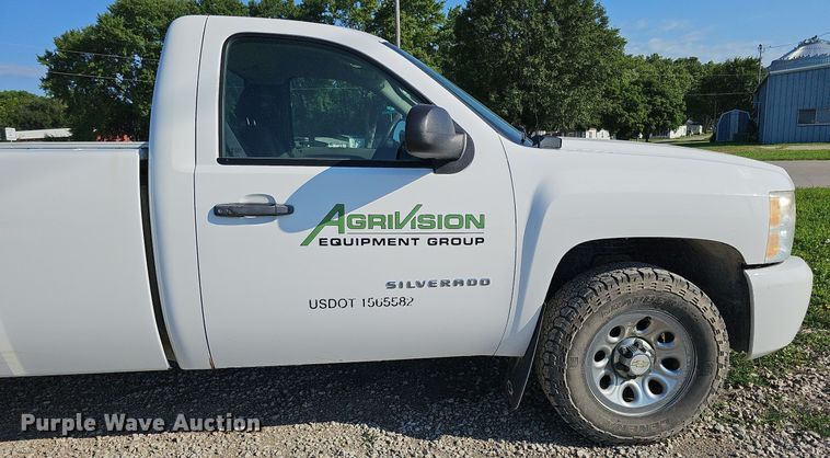 image for item MD9894 2011  Chevrolet Silverado 1500  pickup truck