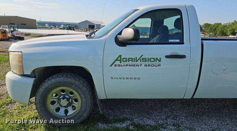 image for item MD9894 2011  Chevrolet Silverado 1500  pickup truck