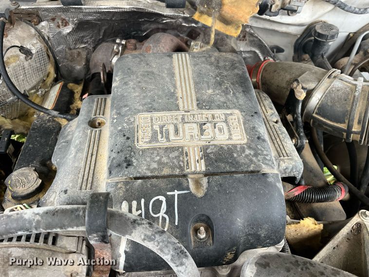 image for item MG9467 1996 Ford F450 Super Duty  flatbed truck