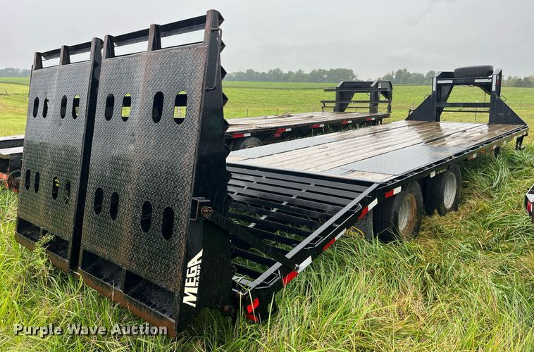 image for item MG9468 2016 Big Tex 22GN-20BK+5MR equipment trailer