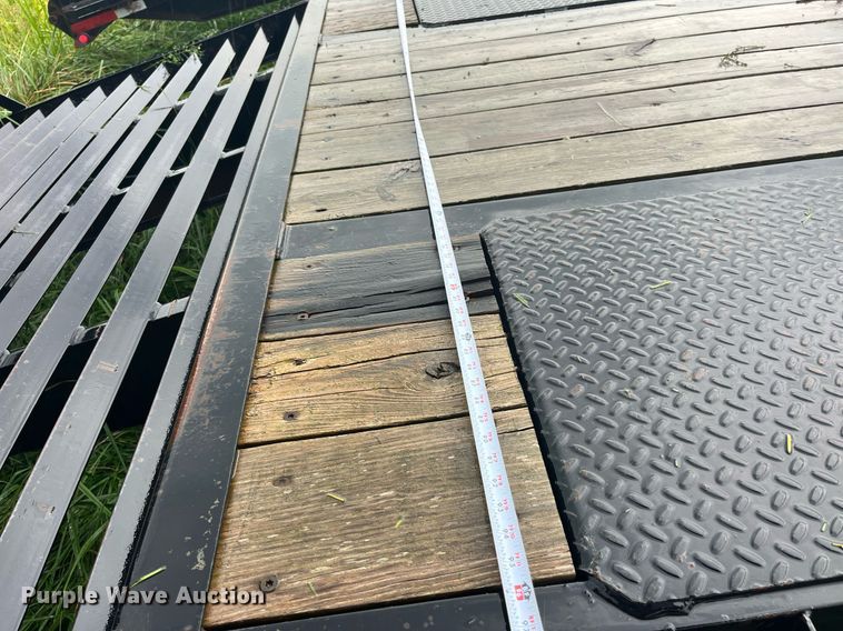 image for item MG9468 2016 Big Tex 22GN-20BK+5MR equipment trailer