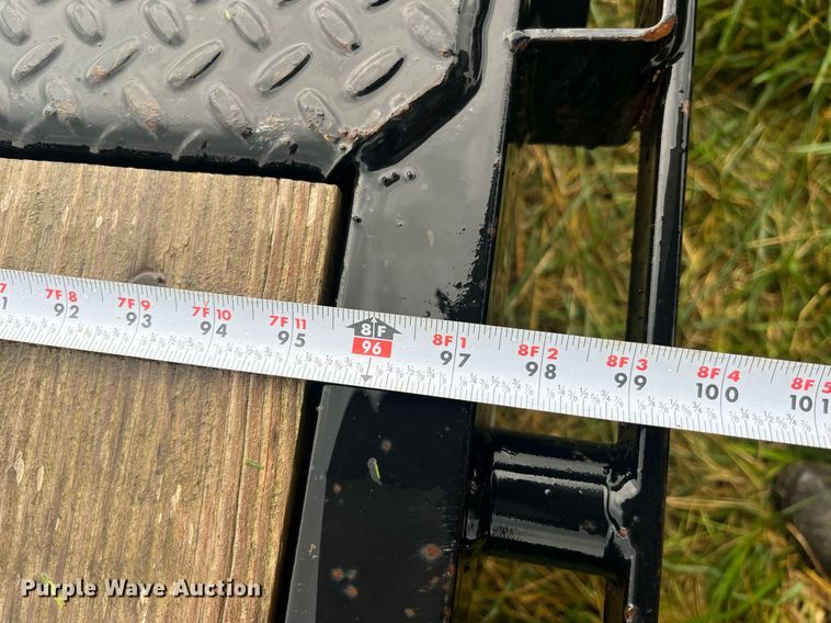 image for item MG9468 2016 Big Tex 22GN-20BK+5MR equipment trailer