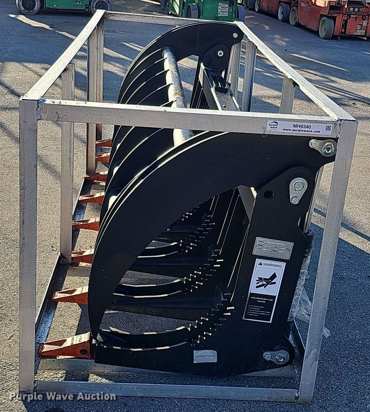 image for item MH9340 2023  78" W skid steer grapple bucket